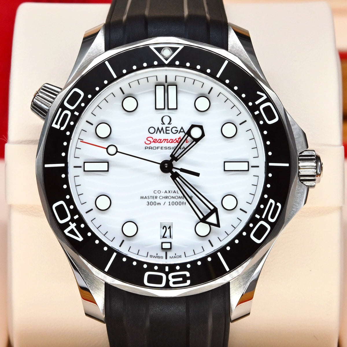 Omega Seamaster Diver 300m Co-Axial Master Chronometer 42mm 210.32.42 ...